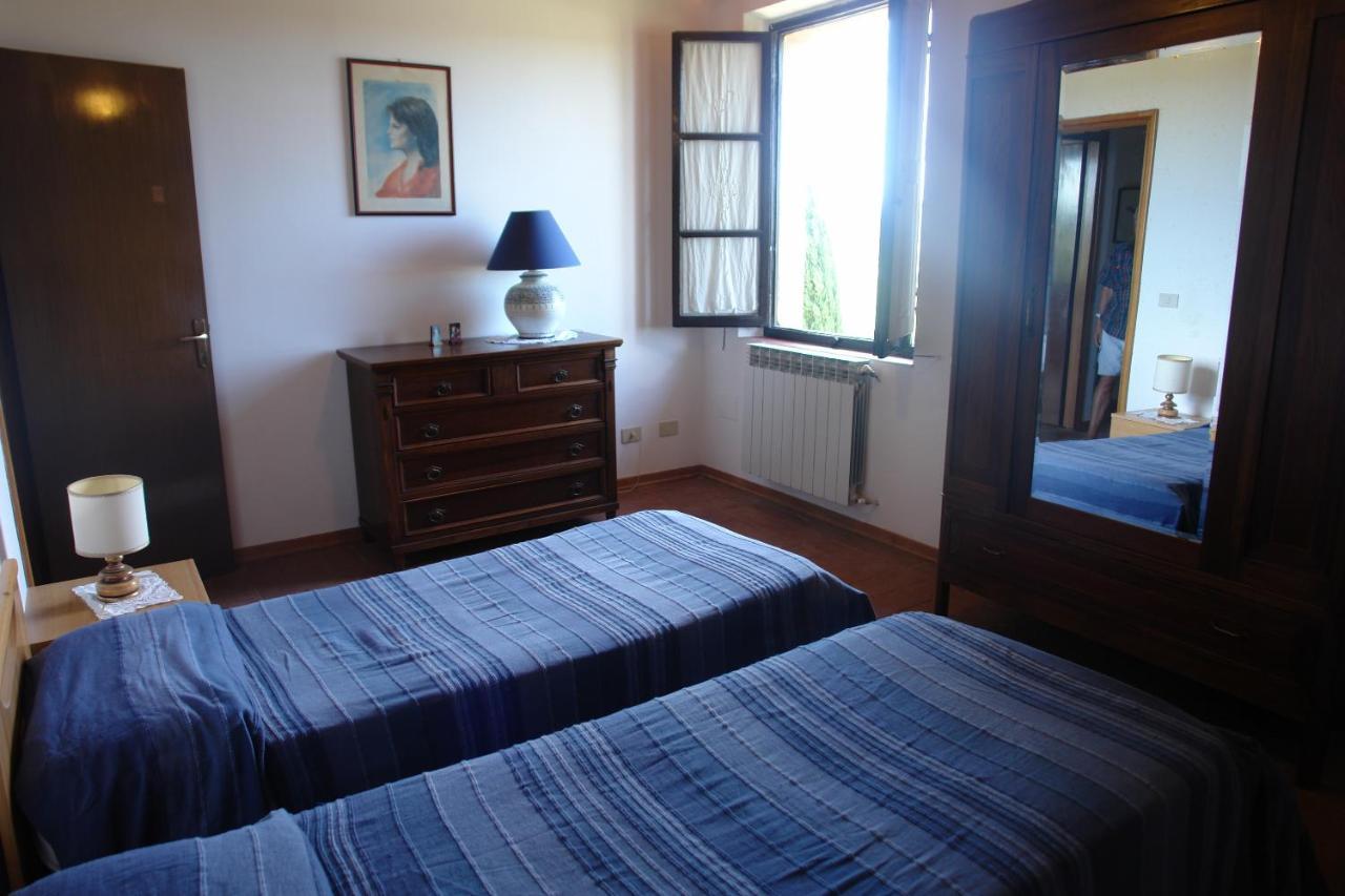 Ginestra Apartment Poggibonsi Bagian luar foto