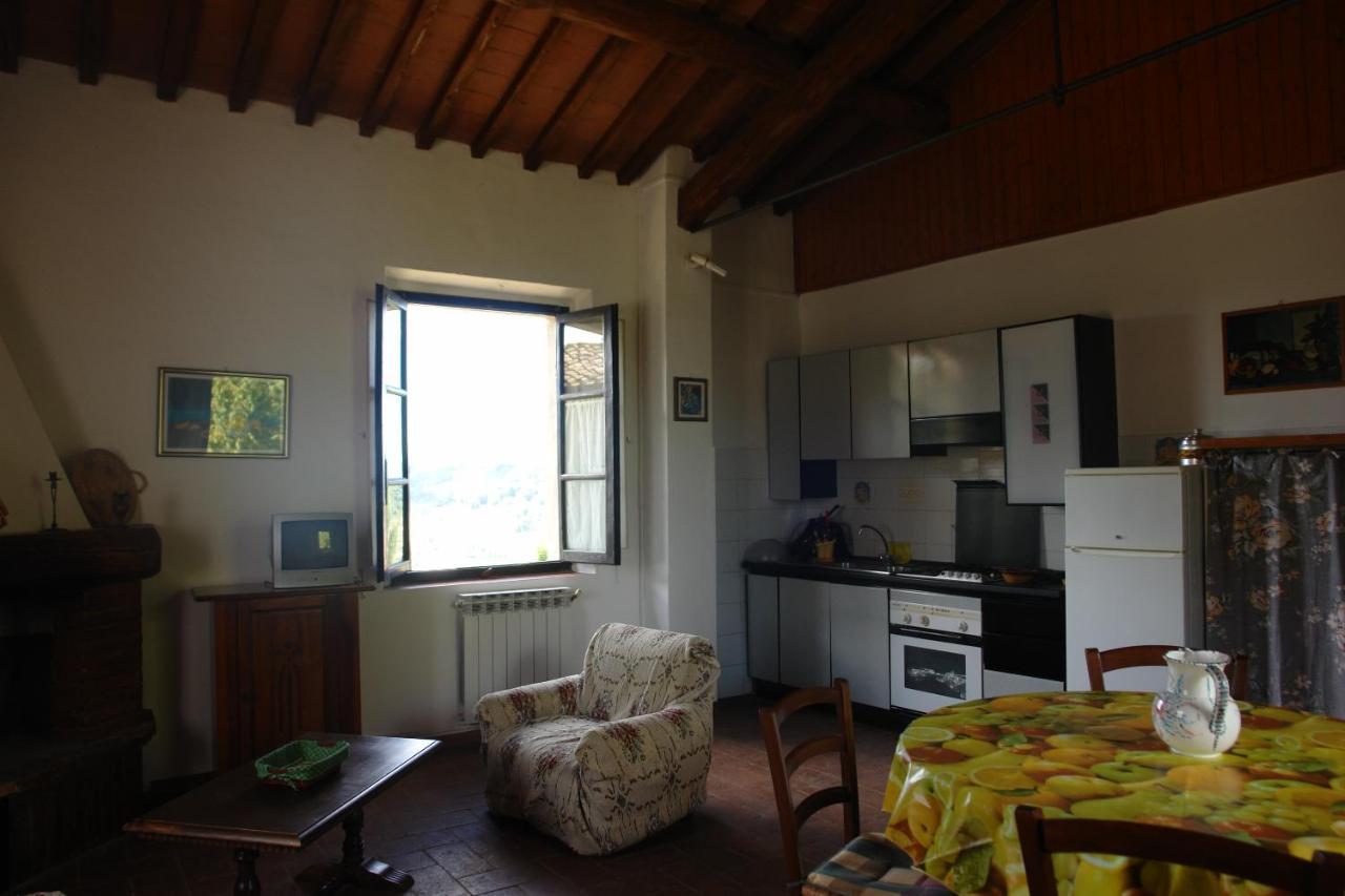 Ginestra Apartment Poggibonsi Bagian luar foto