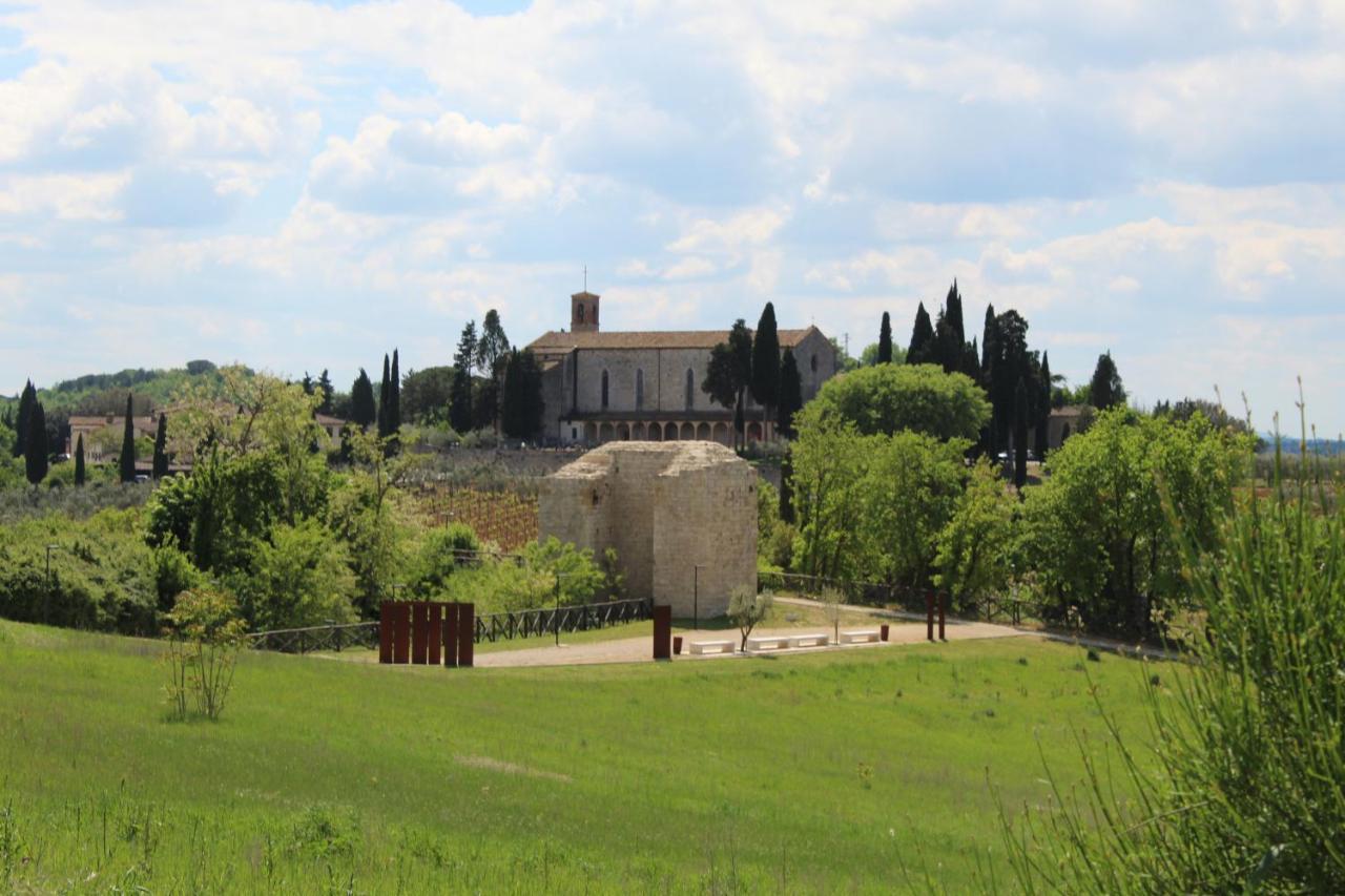 Ginestra Apartment Poggibonsi Bagian luar foto
